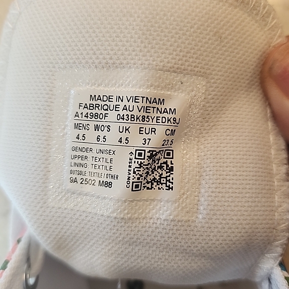 Converse Floral High-Top Sneakers - Picture 4 of 8